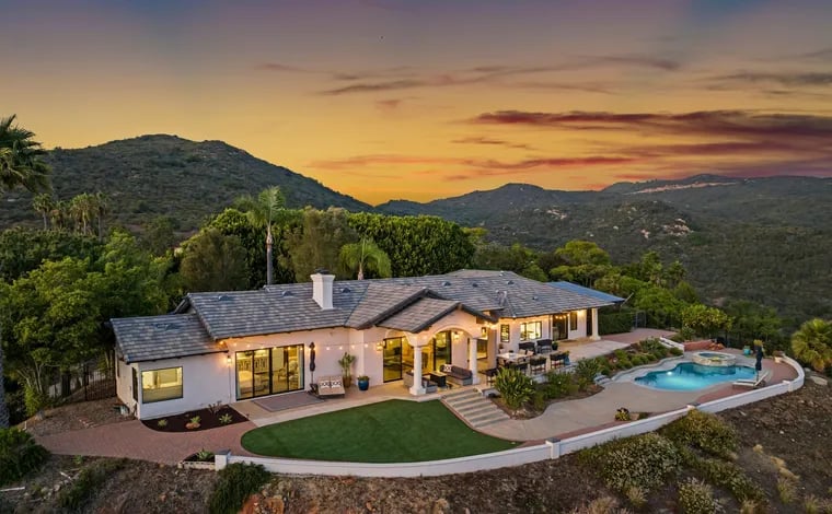 Panoramic ocean and sunset views, a private resort-style pool, and exquisite details throughout. Perfect for those seeking a private, upscale lifestyle amidst natural beauty. 