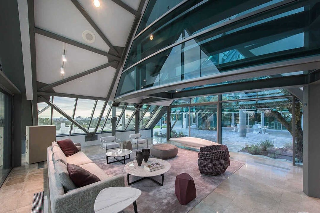 Estate Opulent