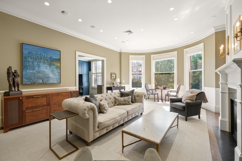185 Marlborough St #2