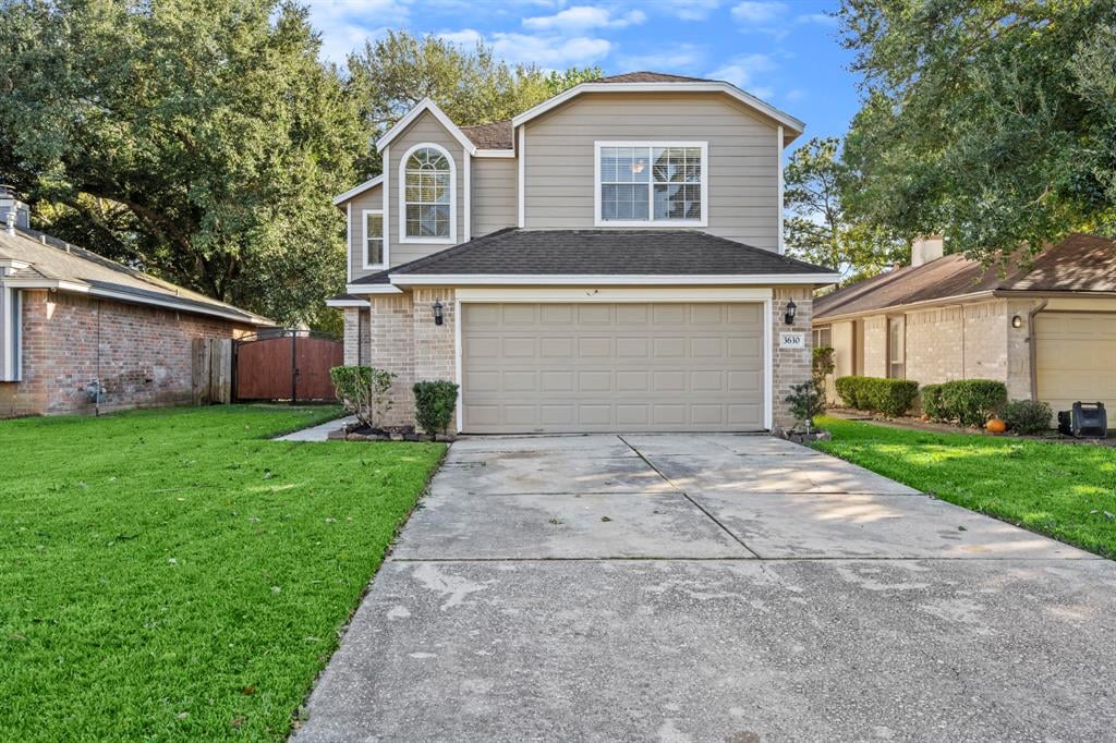 3630 Woodlace Dr