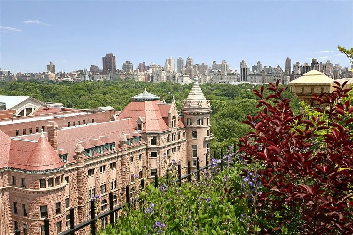 40 W 77th St, #PHW