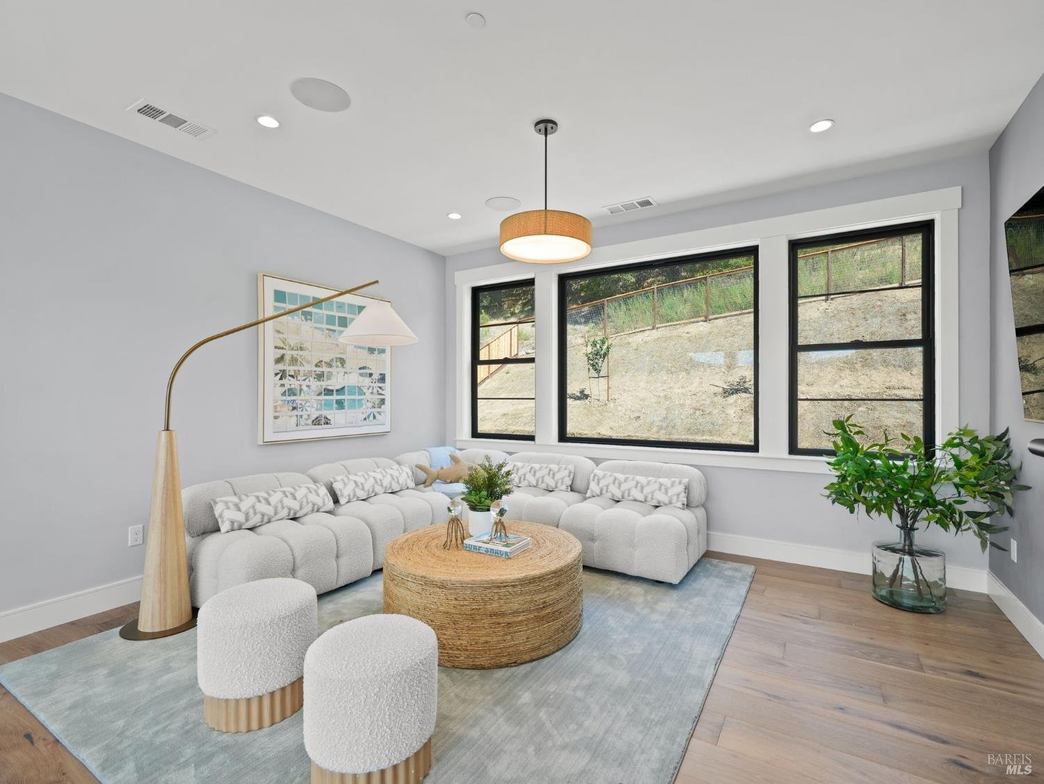 122 Erin Ct