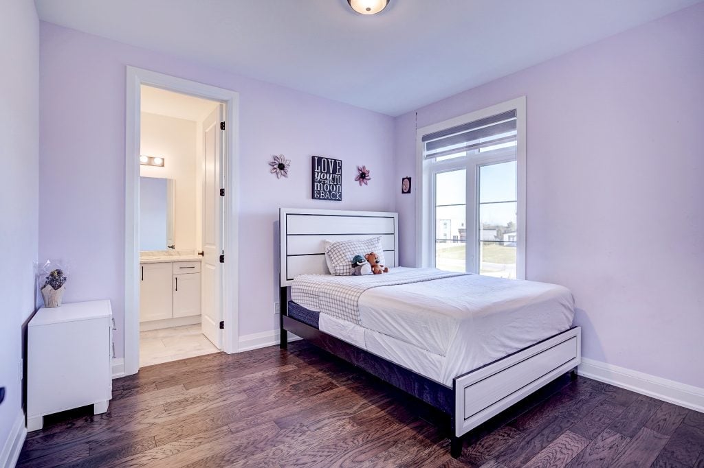 79 Charles Tilley Cres
