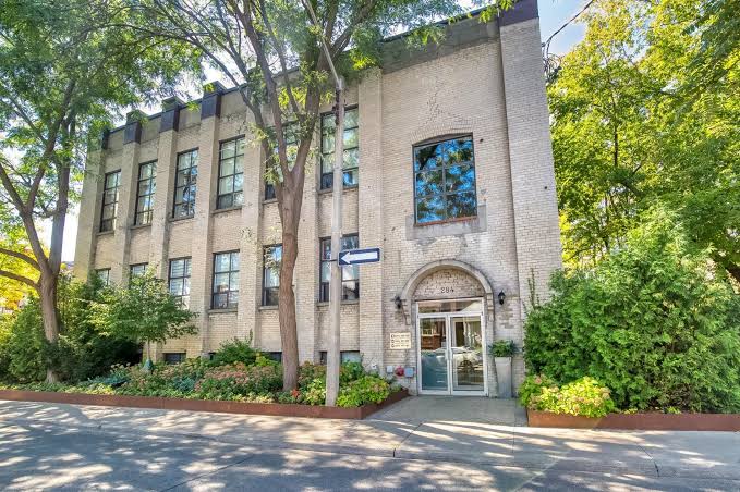 284 St Helens Ave #212