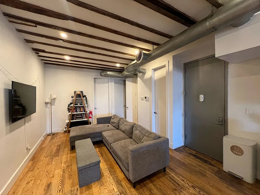 1048 Wyckoff Avenue #2