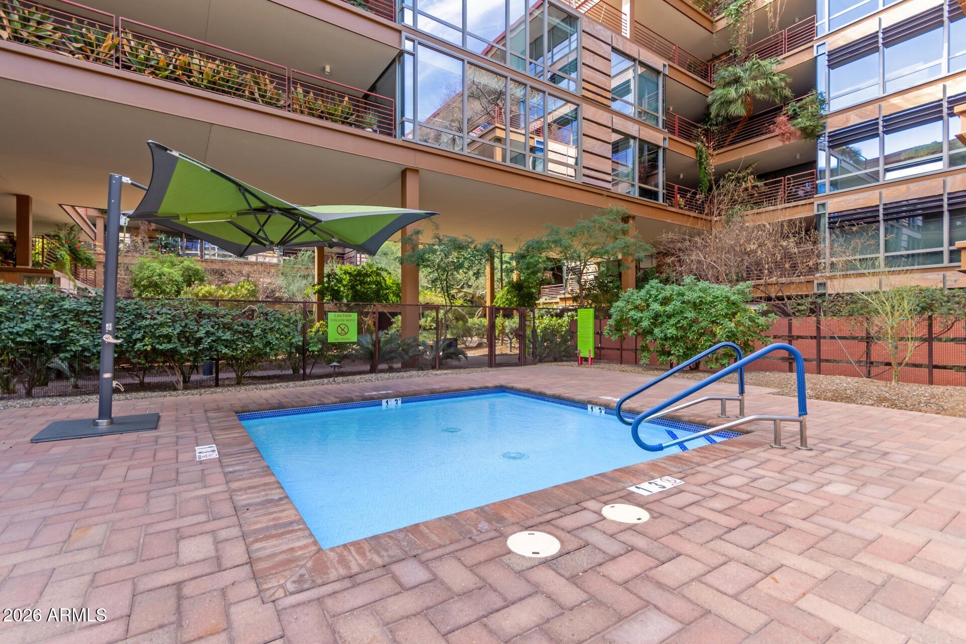 7161 E Rancho Vista Dr, #2015