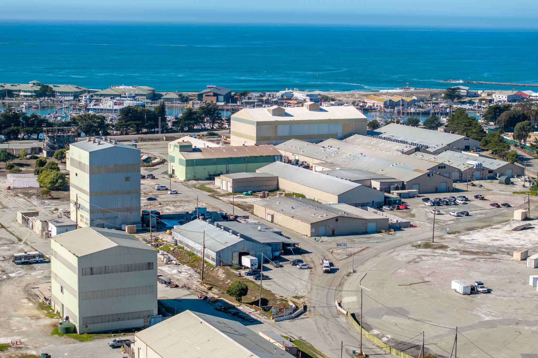 Moss Landing Commercial Opportunity