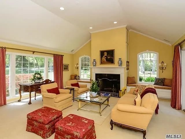 29 Bouton Rd