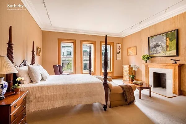 37 West 74th Street