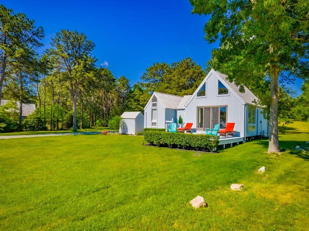 18 Old Harbor Ln