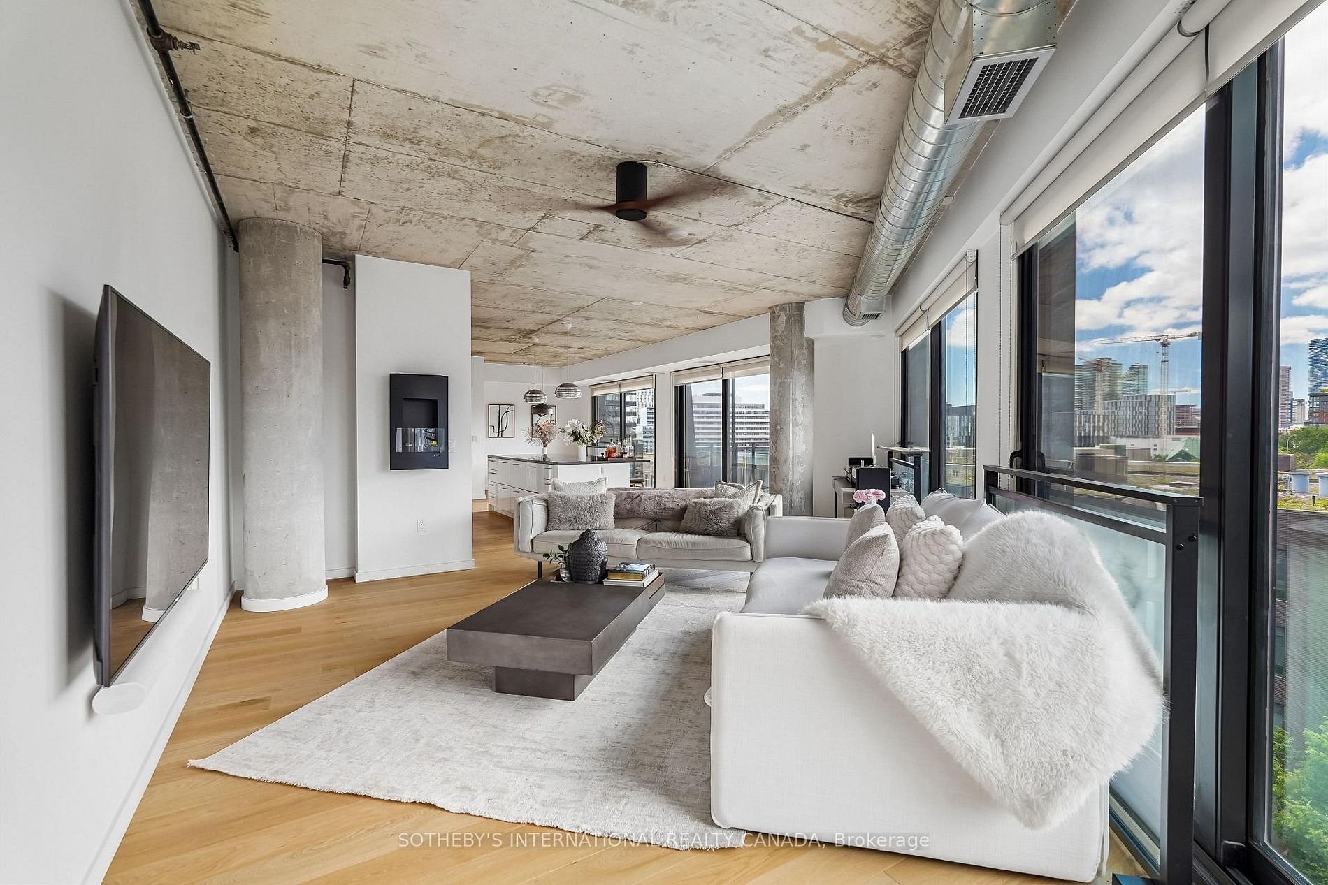 PENTHOUSE LOFT LIVING
