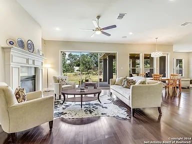 24007 Mary Point