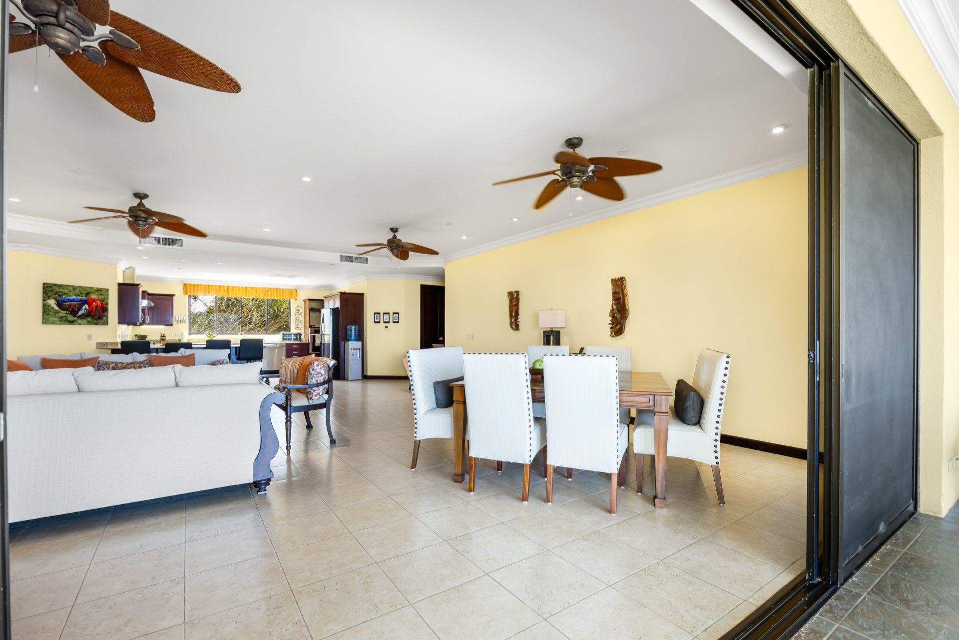 Malinche 321B: Spacious 3BR Condo with Stunning Pacific Views