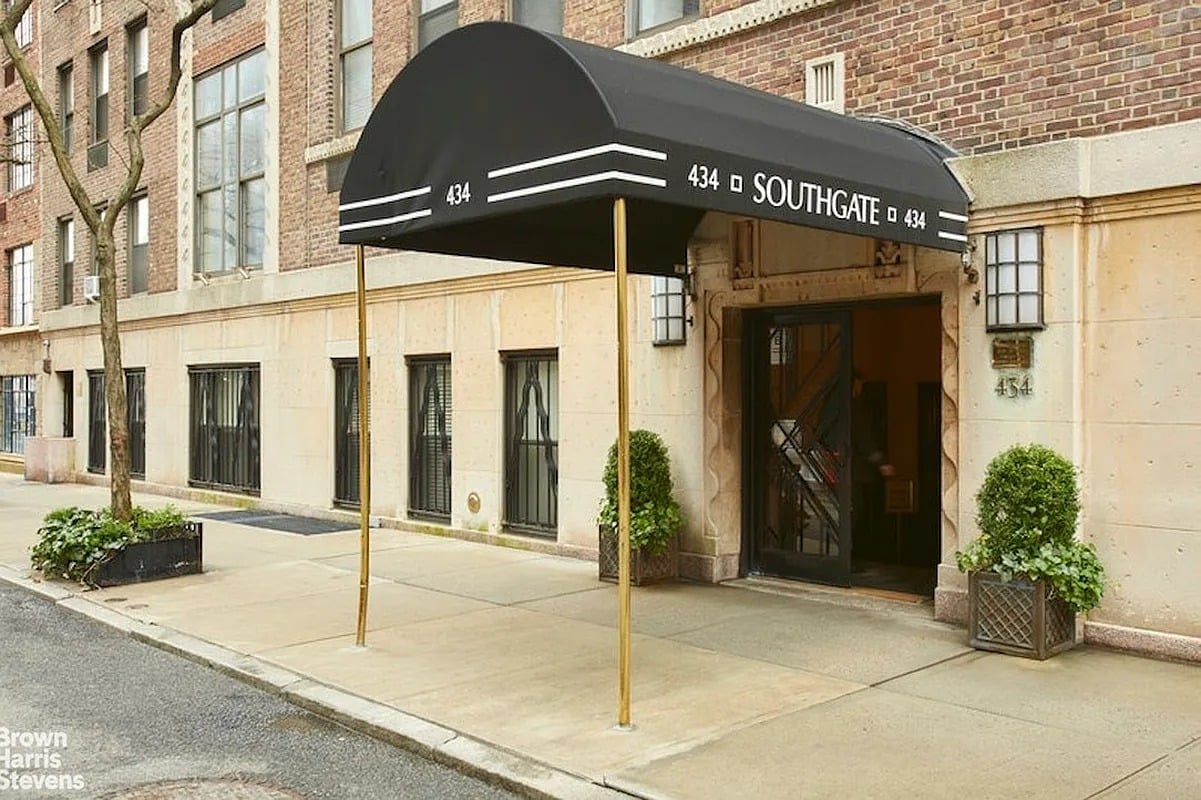 434 East 52nd Street 2G