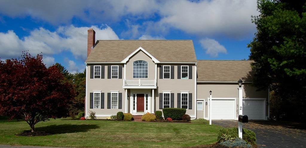 2 Longview Dr