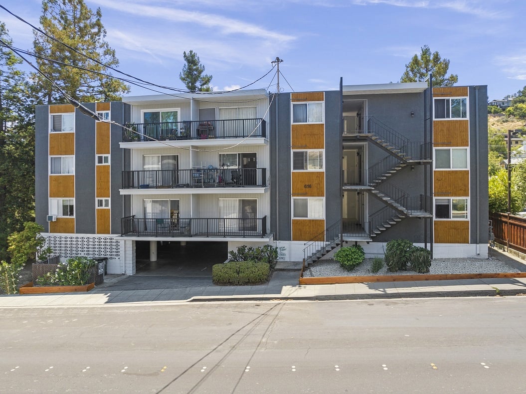 Levin Johnston Helps Investor Acquire Commercial Properties Leased to Major Restaurant Chains in Texas and Florida