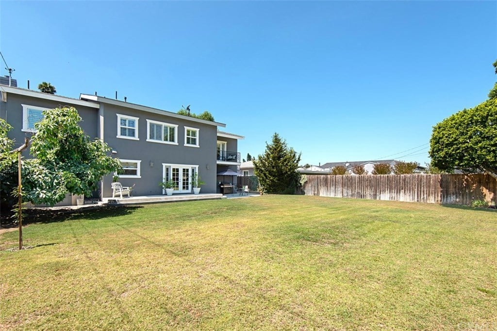 1431 Kenneth Dr