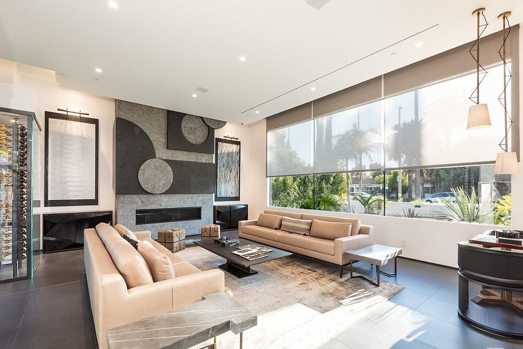 Cascade Golden, N Beverly Dr, 90210