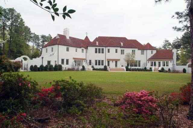 The Castle — 75 SW Shaw Rd
