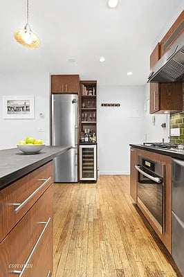 118 Suffolk Street #2A