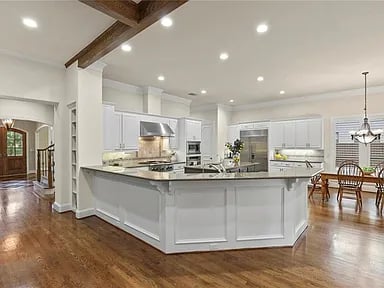 6237 Orchid Ln