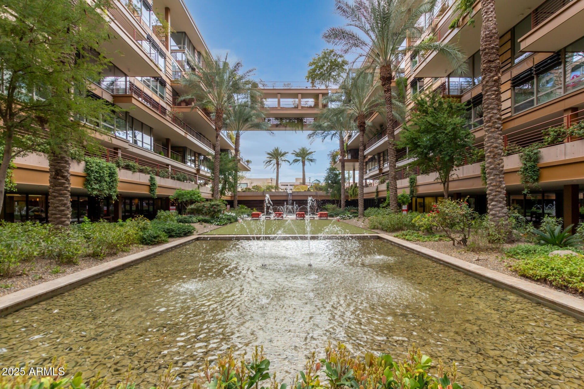 7161 E Rancho Vista Dr, #4007