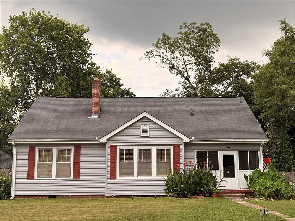 401 Rose Hill