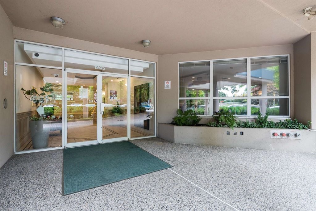 1245 Quayside Dr, #1805