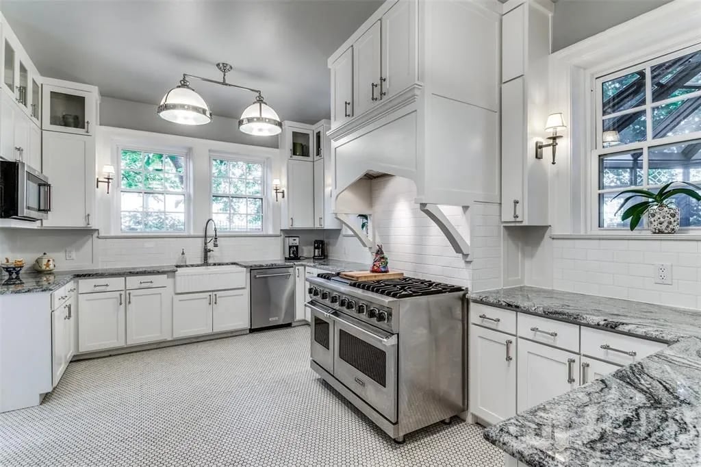 The Crown Jewel of Swiss Avenue Could Be Yours for $3.15 Million