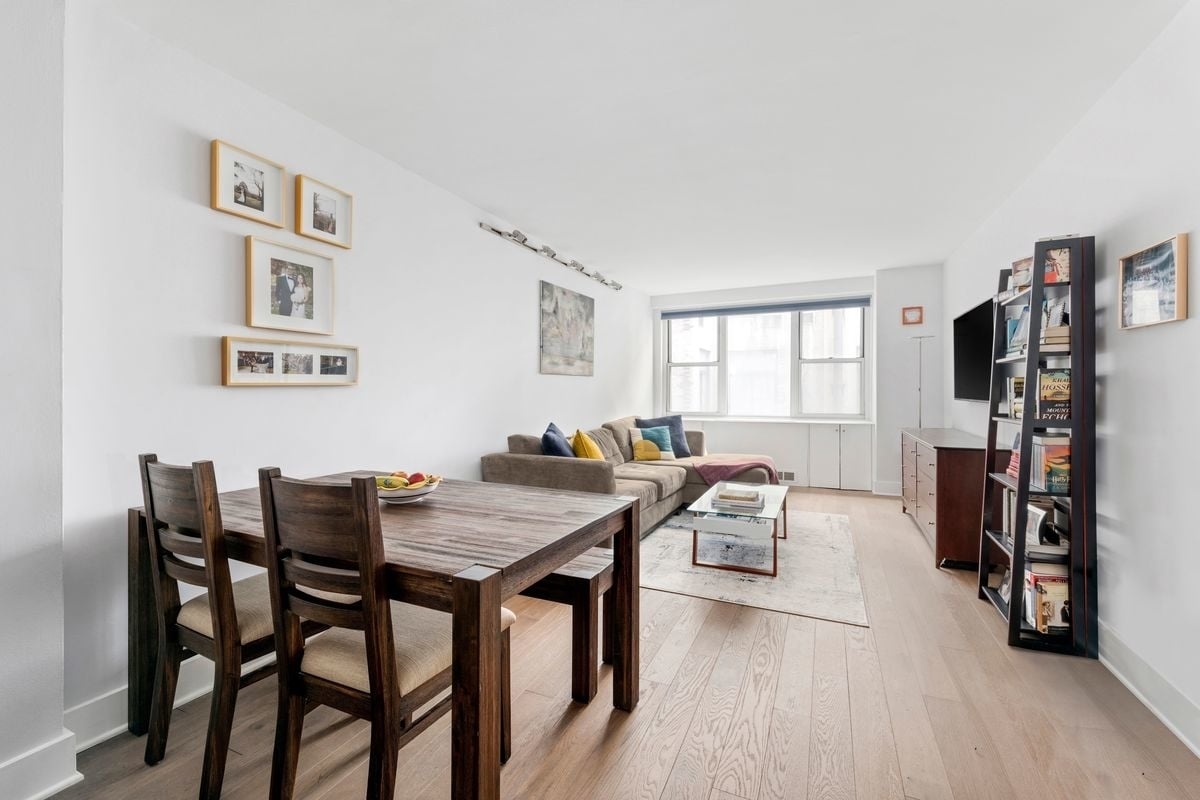 301 East 22nd Street #5U