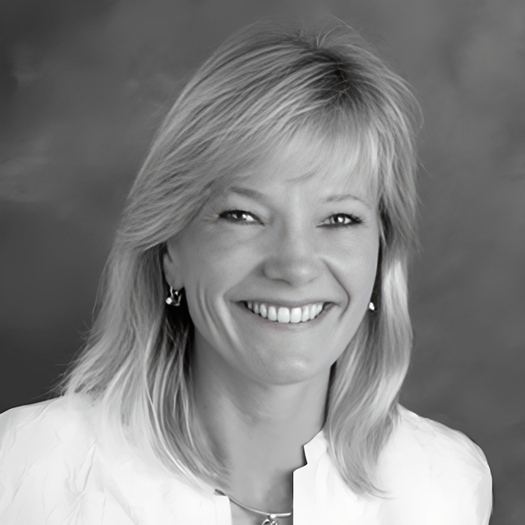 Wendy Peterson Makawao, HI Real Estate Agent Headshot