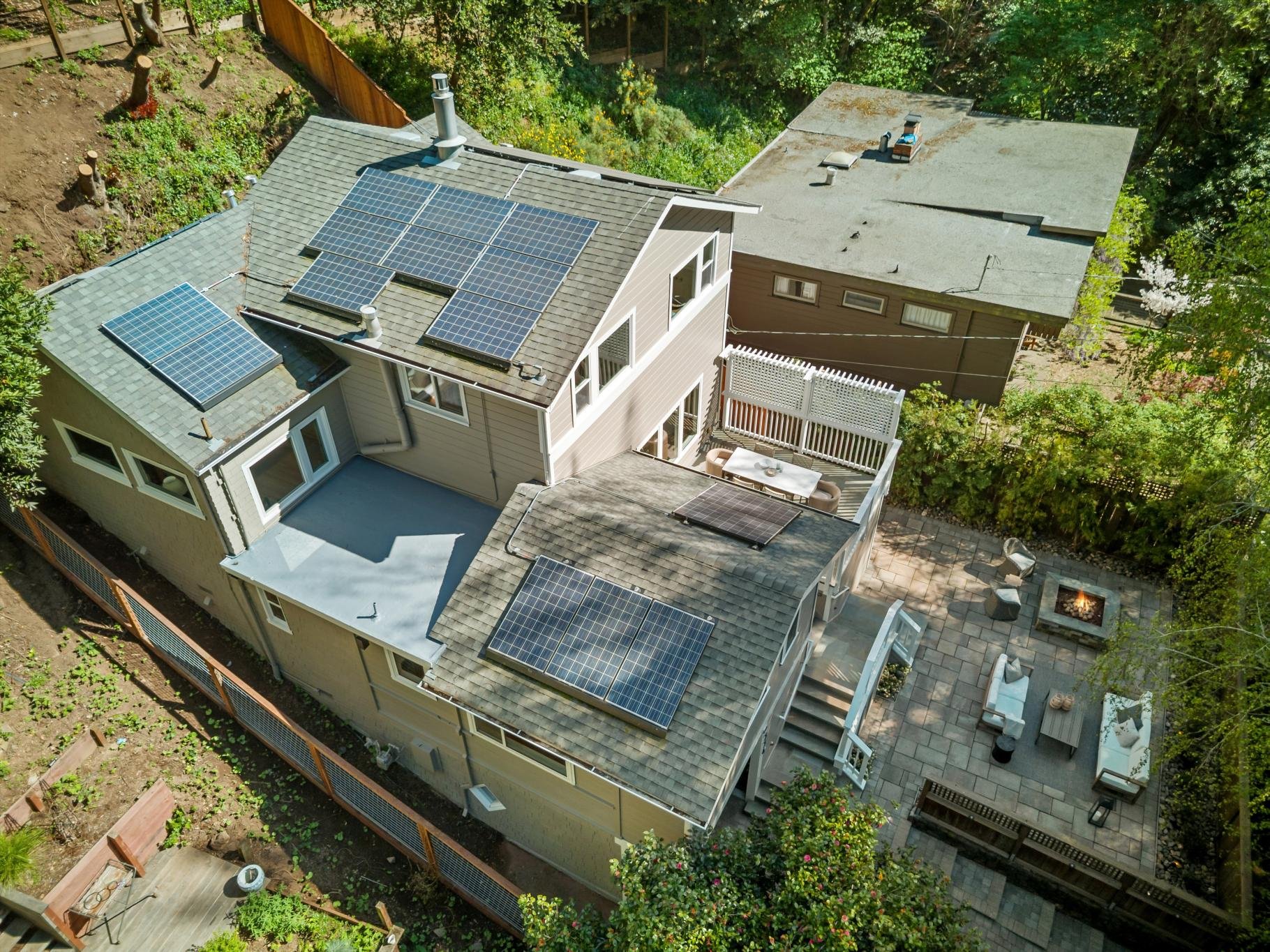 334 West Blithedale