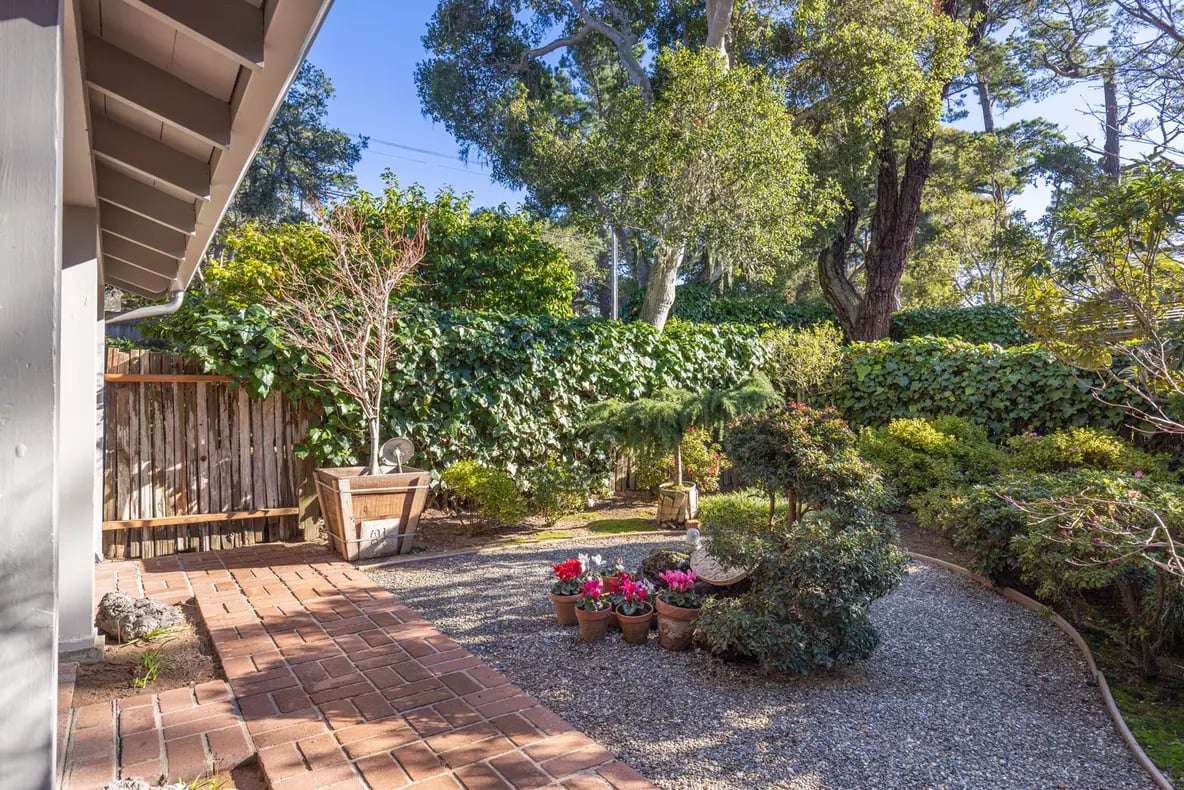 Carmelita Cottage