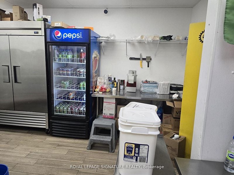Award-Winning Fast Food Franchise for Sale | Downtown Ottawa