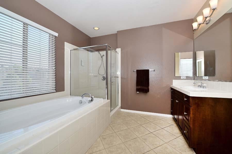 1714 Picket Fence Dr