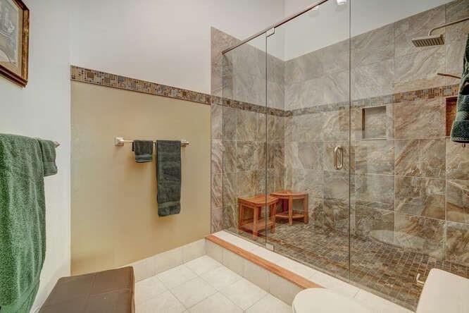 516 Kings Crown Rd, #516