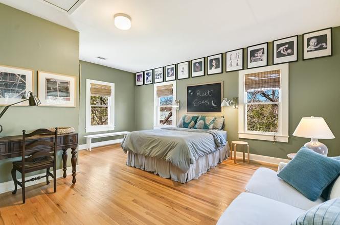 204 W 32nd St