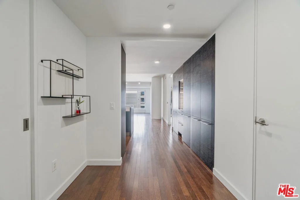 6250 Hollywood Blvd, #7D