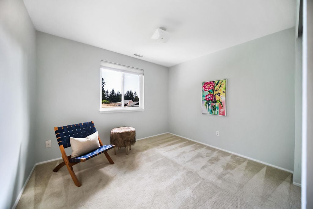 3055 NW Colonial Lane