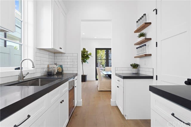 417 Holmwood, Newport Beach