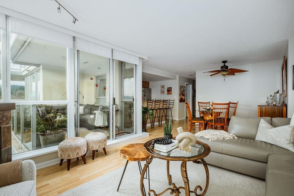 235 Guildford Way, #1003