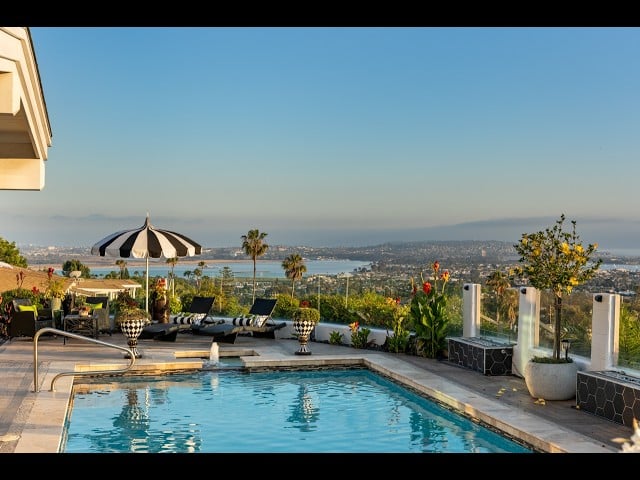 2402 Alto Cerro Circle | San Diego