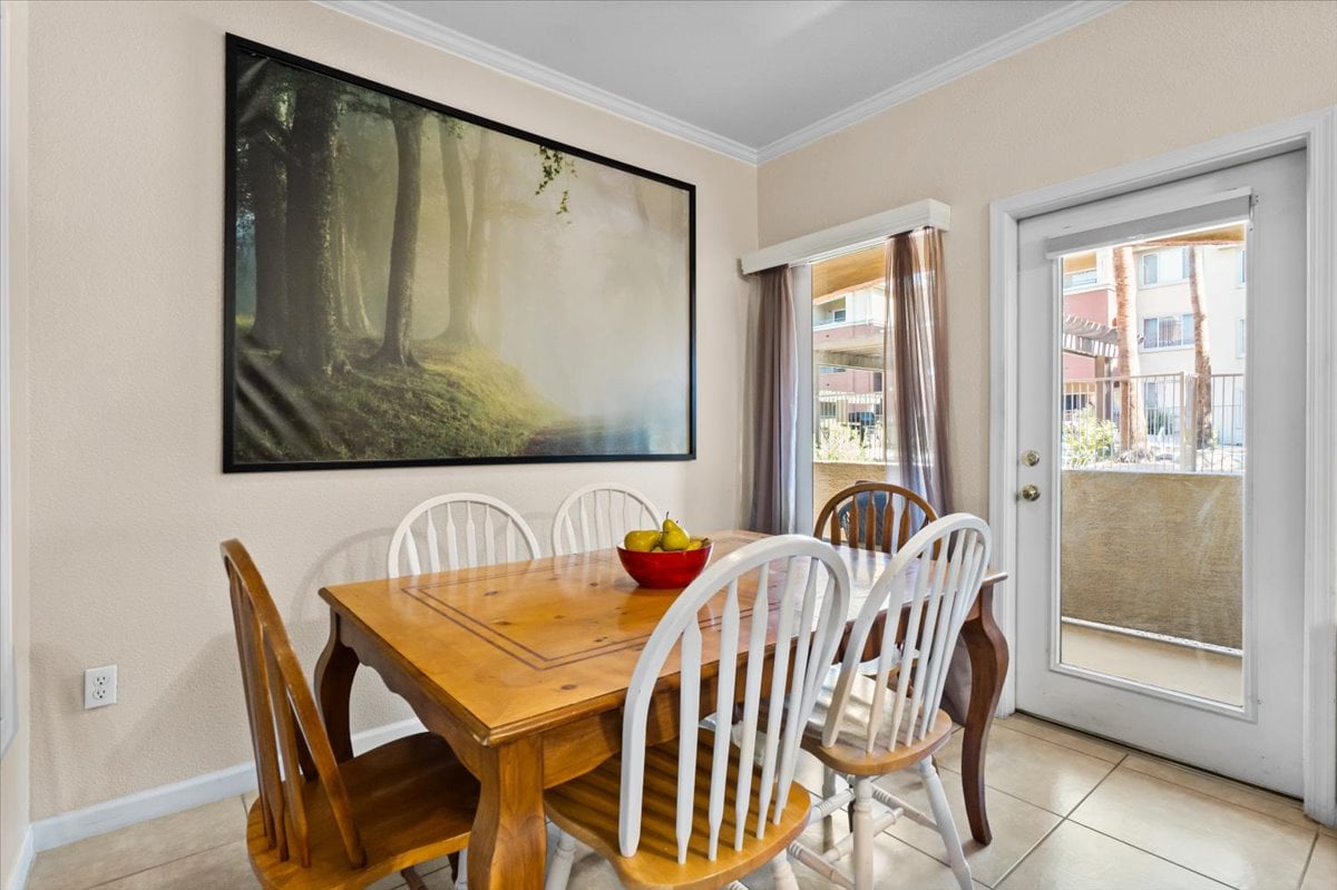 5401 E Van Buren Street 1054