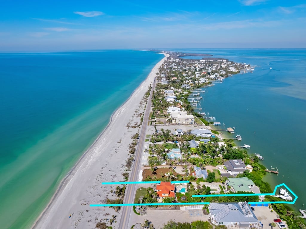 15899 Captiva DR