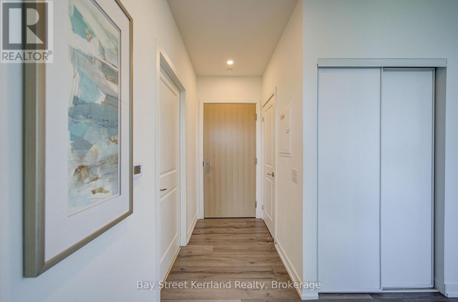395 Bloor St E #2808