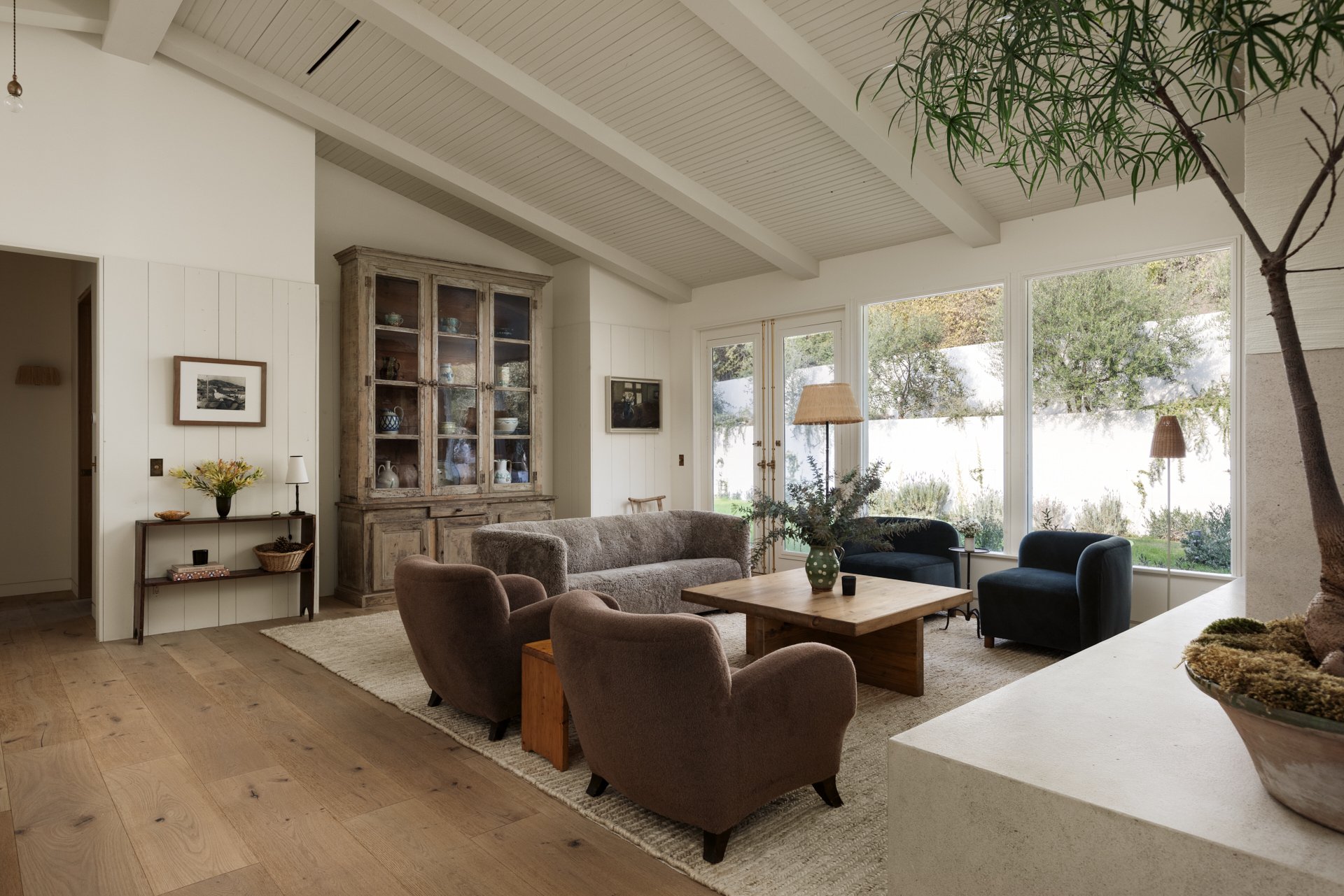 2420 Mandeville Canyon Rd, Brentwood