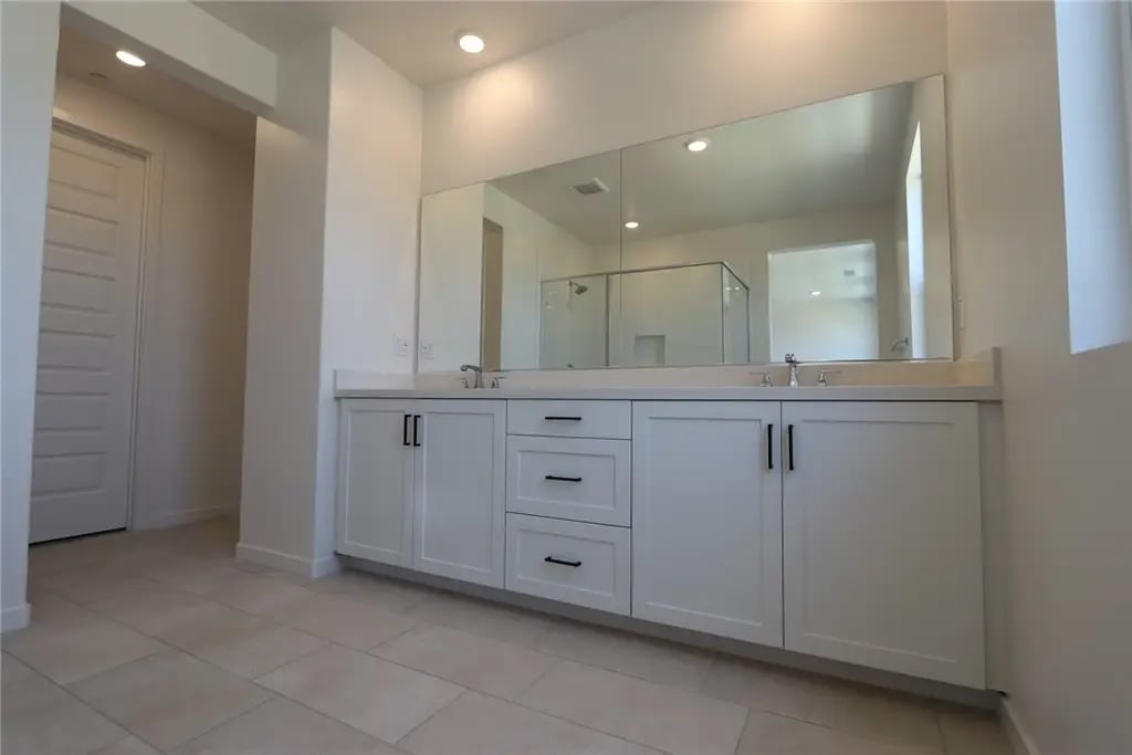 27336 Maverick Place, Valencia, CA 91381