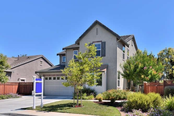 370 Bel Air Way