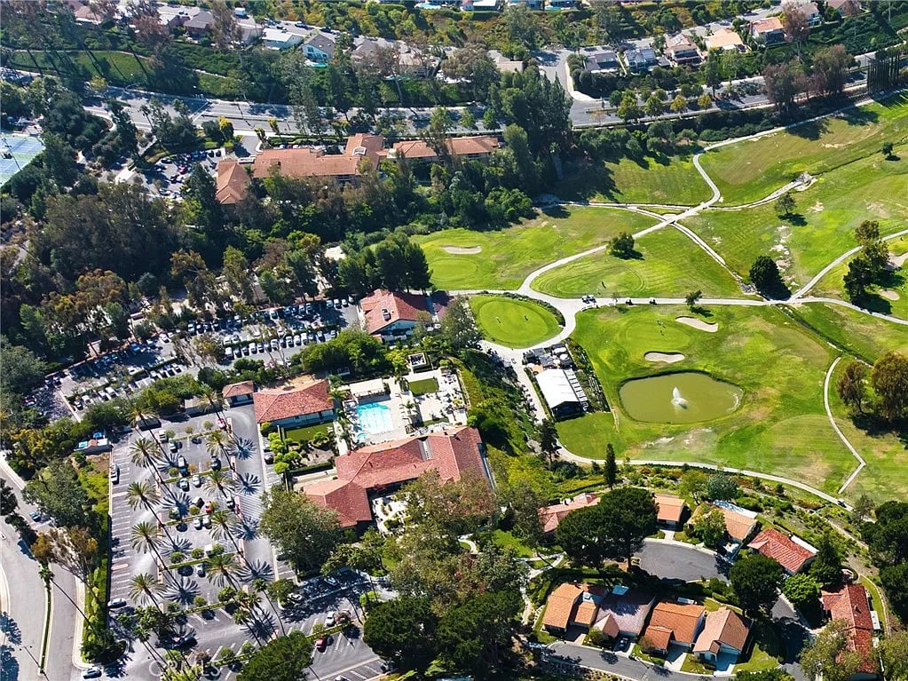 28225 Zurburan, Mission Viejo, CA 92692