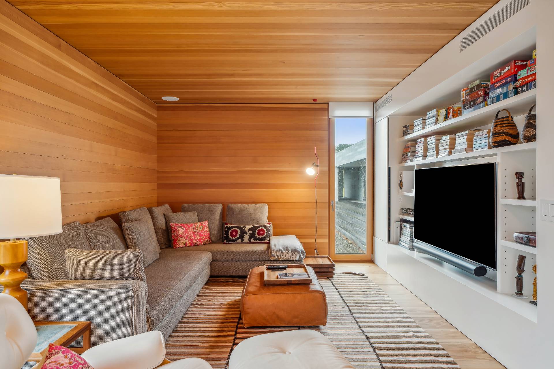 30 Bay Lane